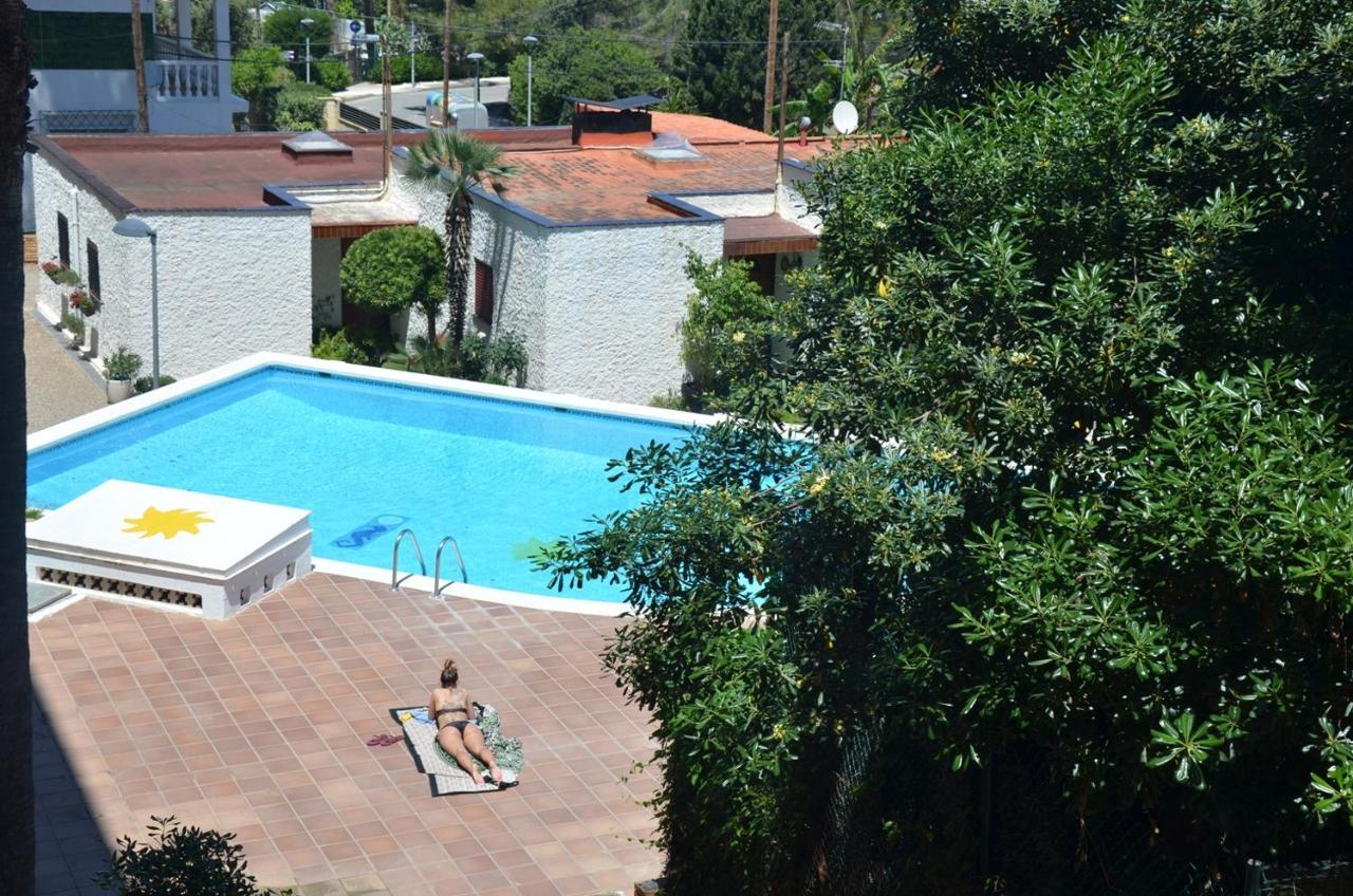 Apartments Relax Salou Exterior photo